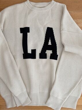 PacSun Cream Crewneck Sweater with Black LA Graphic